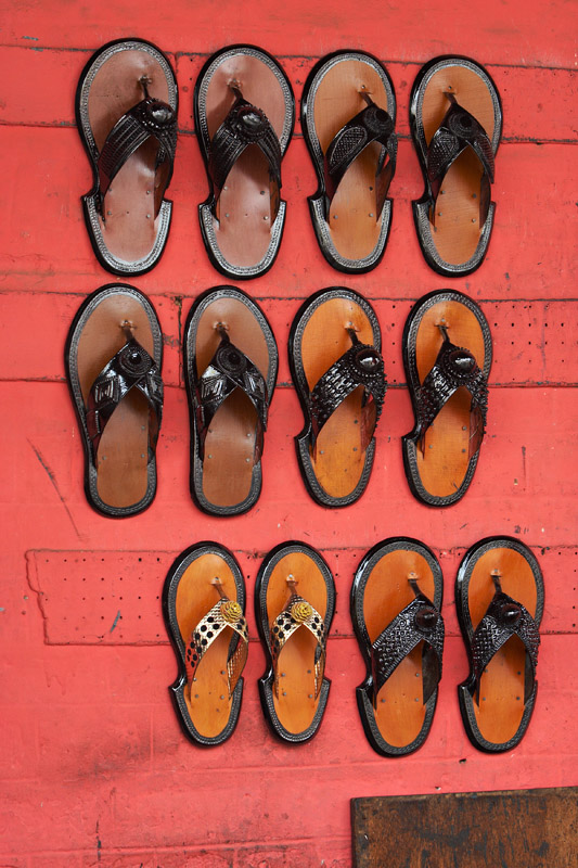 325   Sandal shop and repairement Kumasi